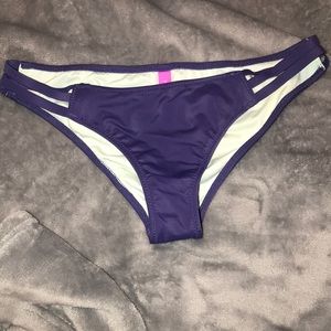 Small Victoria’s Secret Cheeky Bikini Bottoms